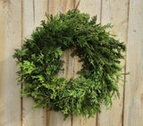Non decorated Cedar Wreath 22"